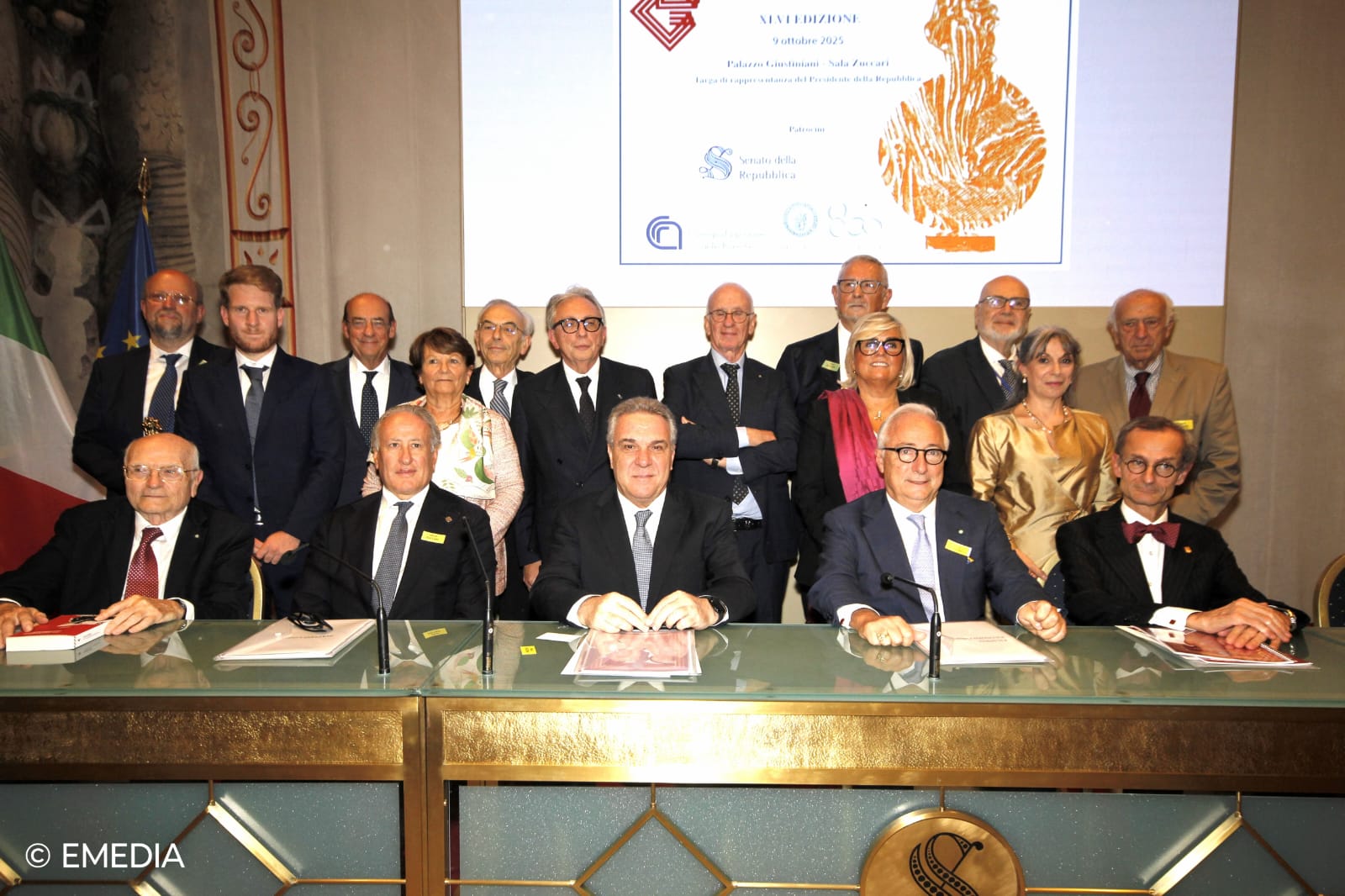 international propeller clubs alla premiazione